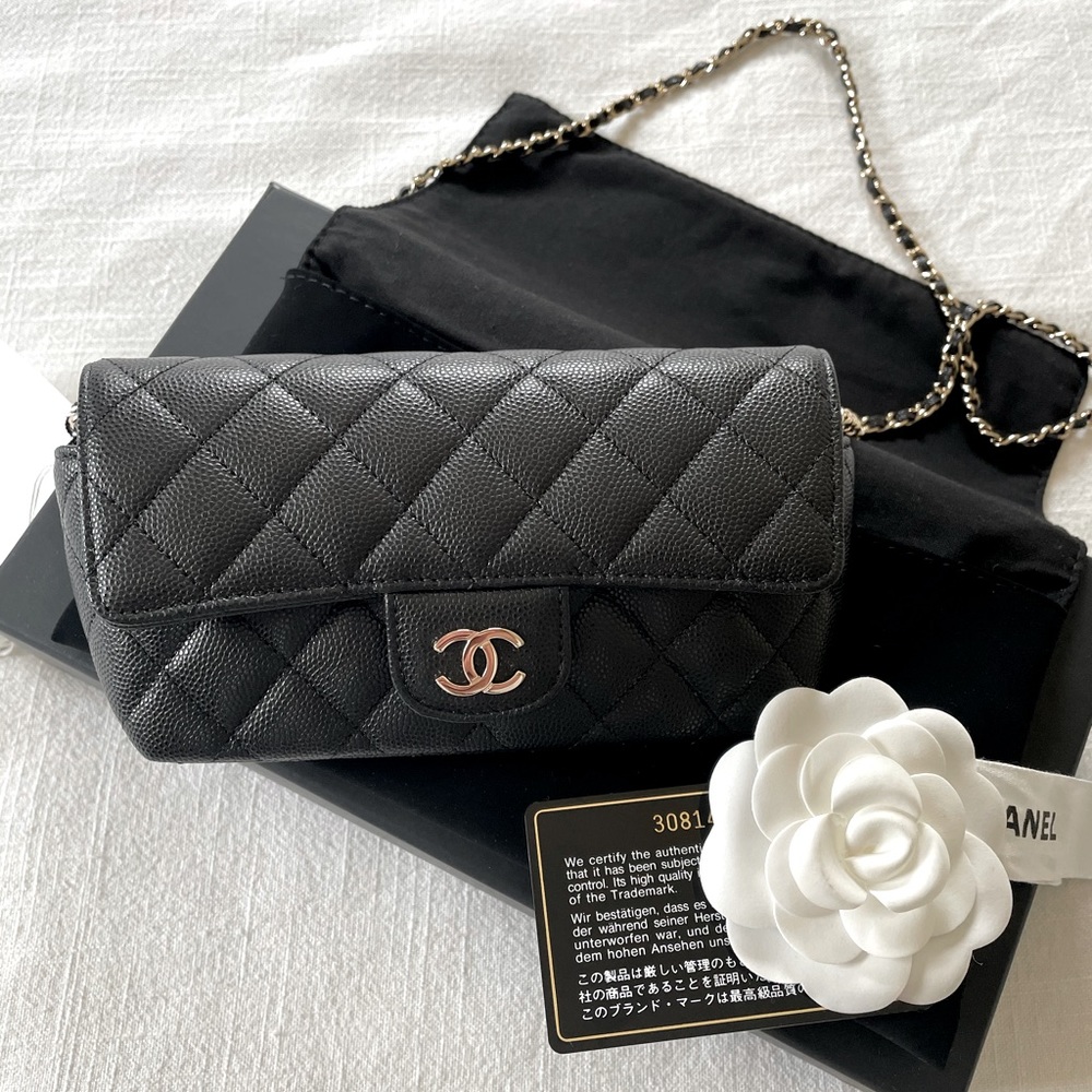NWT 21P Chanel Caviar Glasses Holder w/ Chain GHW